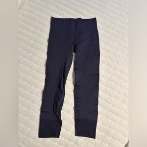 Lululemon leggings like new eggplant color